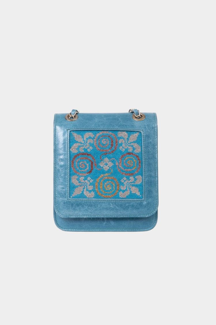 Lost In A Historical Maze Handbag
